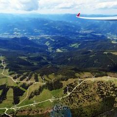 Flugwegposition um 13:53:26: Aufgenommen in der Nähe von Gemeinde Langenwang, Österreich in 2387 Meter